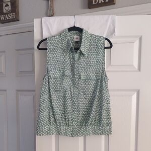 cabi #5910 Sea Glass Shimmer Top Size Med. Green White Banded Bottom EUC